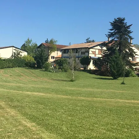 Les Pignons Holiday home
